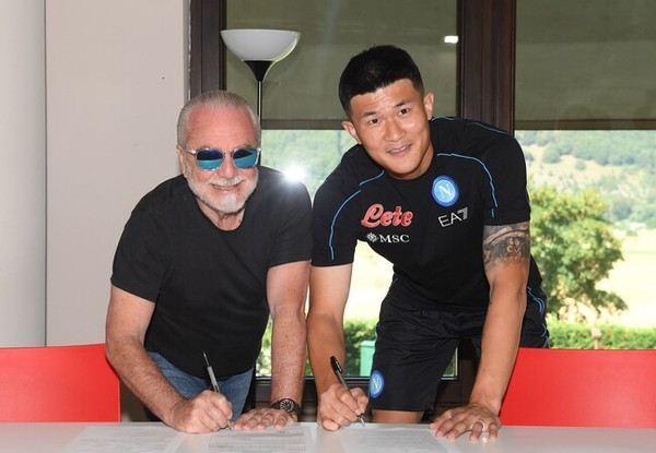 나폴리 김민재 선수와 재계약 추진 placeholder